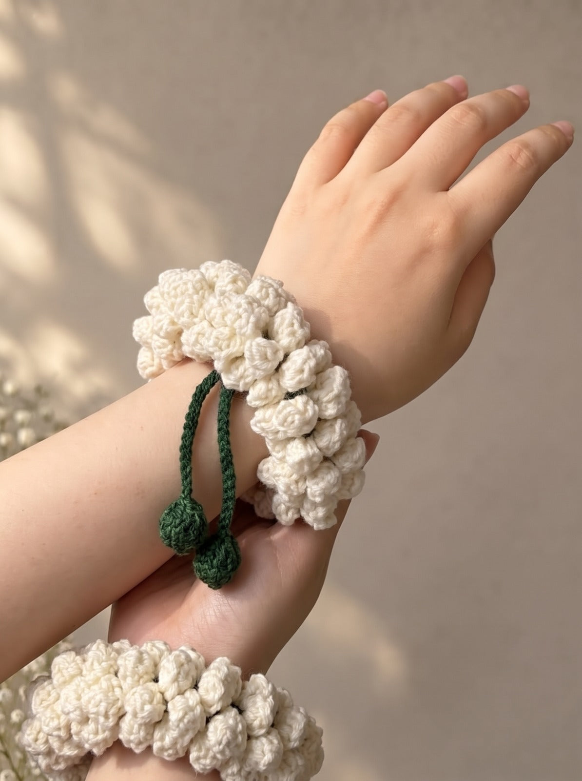 Jasmine Crochet Gajra – green tassel detail
